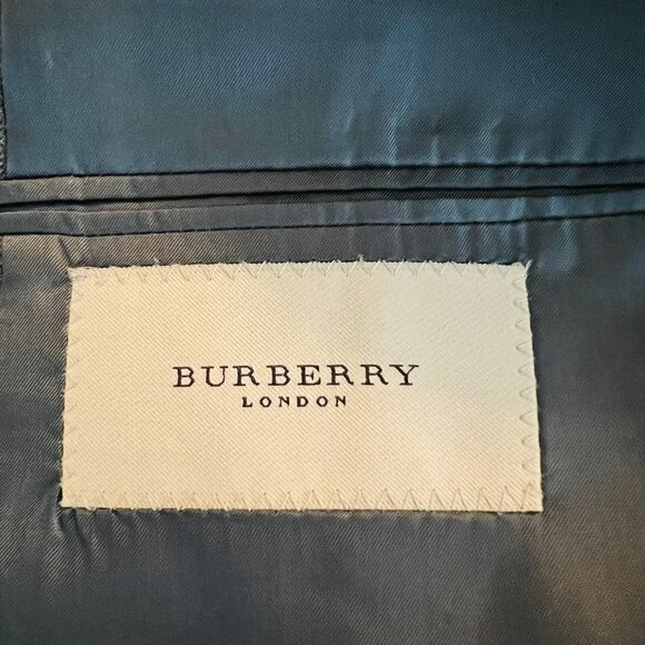BURBERRY London Men’s 100% Wool Two Vents Stripe Grey Blazer Size 42 Long USA - Picture 14 of 14